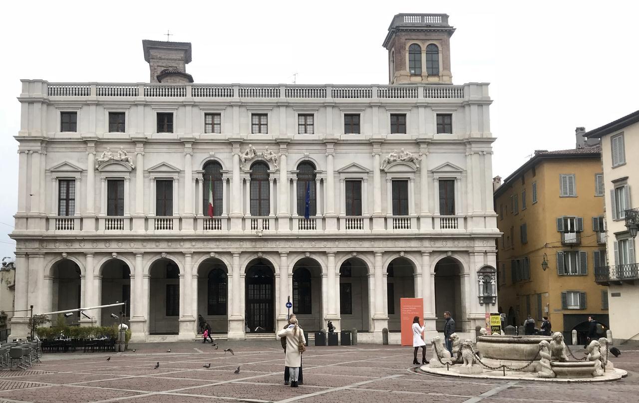 Flora Inn, Flora I - Nel Cuore Di Bergamo Alta Exterior foto